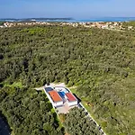 Villa Vallelunga