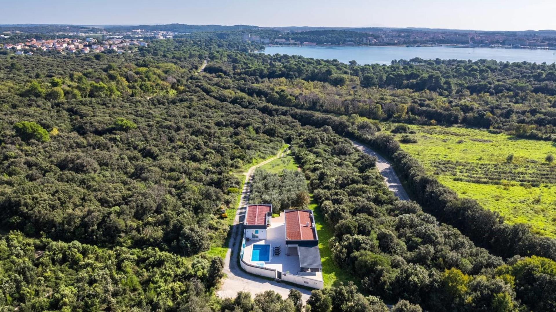 Vallelunga Vila Pula