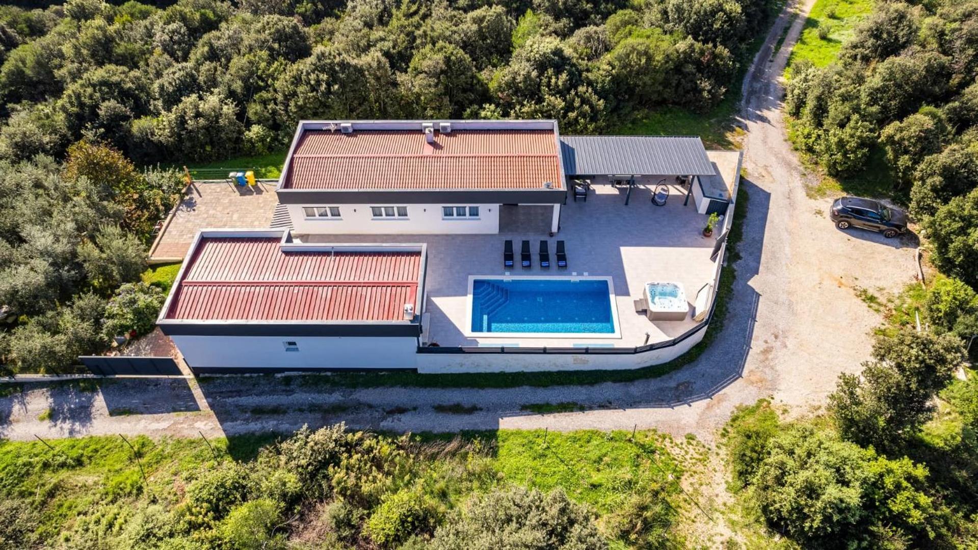 Vila Vallelunga *